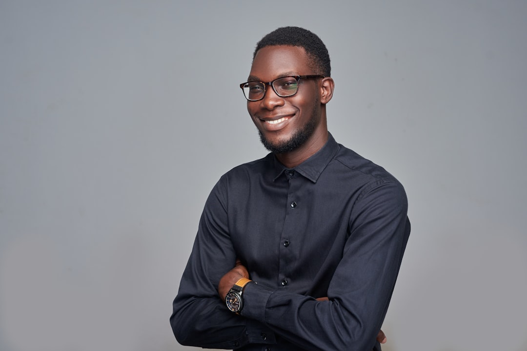 Digital entrepreneur working, representing the team behind Digihub